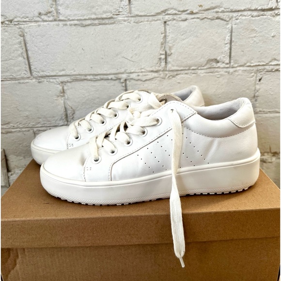 Steve Madden Blade White Platform Sneaker - Picture 8 of 14